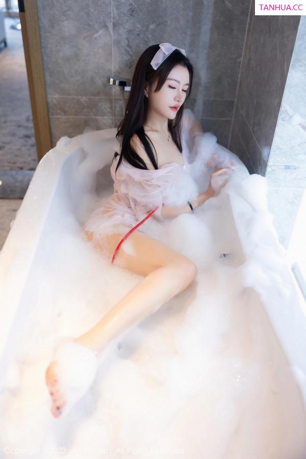   [XiuRen]高清写真图 2023.11.06 No.7620 唐宁宁 情趣服饰第78张图片